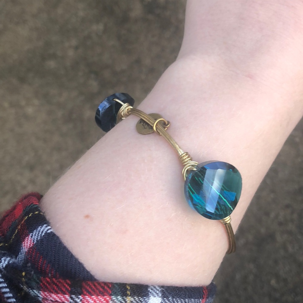 🎀Bourbon & Bowties🎀 Blue Crystal Bangle